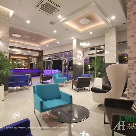 Emerald Park Apartment *